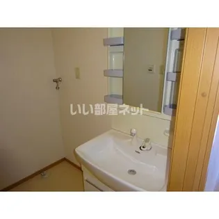 ビッグフォレスト稲荷前の内装