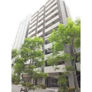 東京都千代田区西神田3【マンション】の外観