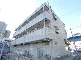 キャピタルプラザ【3階】の外観