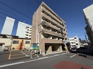 グランディール壱番館【6階】の外観