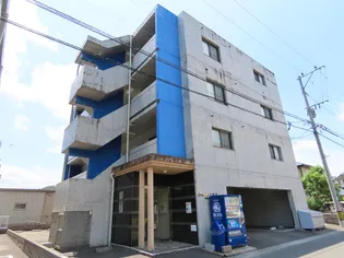 ハイアットコートの画像