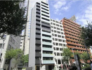 東京都新宿区西新宿3【マンション】の外観