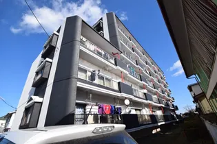 サカテハイツの画像