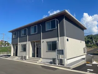 ファミールSHOWIV【2階】の外観