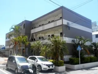 レオパレス楚辺【2階】の外観