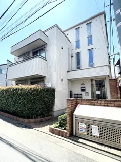 IRMGARD【1階】の外観