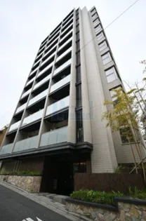 東京都新宿区払方町【マンション】の外観