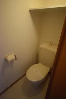 レオパレスシャルマンルミエール【2階】の内装