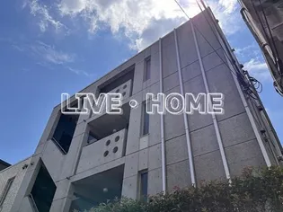 東京都中野区中野6【マンション】の外観