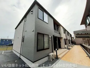 パイン ビレッジの画像