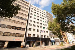 広島県広島市中区西平塚町【マンション】の外観