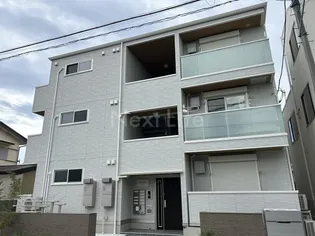 ディー パイナ 桜ヶ丘【1階】の外観