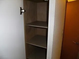 レオパレスコンフォール石脇3【2階】の内装