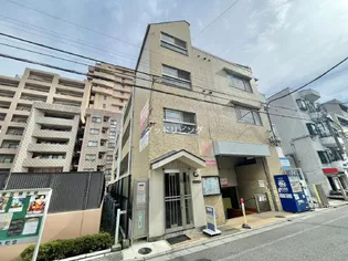 パークサイド関【2階】の外観