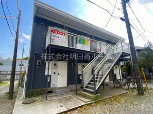 ラ・ベラカーサ【1階】の外観