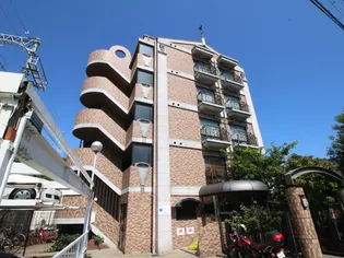 ド-ル魚崎【1階】の外観