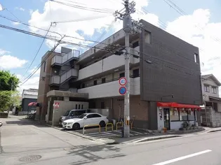 雅パレス【1階】の外観