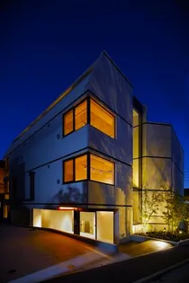 東京都杉並区高円寺南4【マンション】の外観