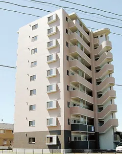 ラ トゥールの画像
