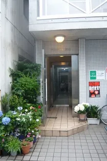 アヴェニールイチカワの画像