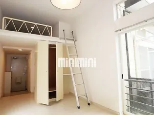 SHALL HOUSE 白楽【1階】の居間