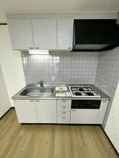 パーシモンハイツ【2階】のキッチン