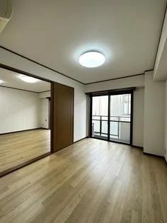 パーシモンハイツ【2階】の居間