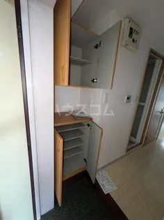 ハイムサニーステージ【2階】の玄関