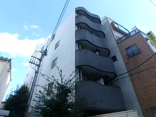ドゥエルカネヒラ【4階】の外観