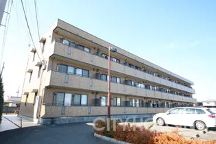 リバーパークA棟【3階】の外観