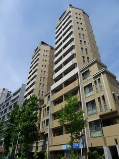 東京都港区西麻布2【マンション】の外観