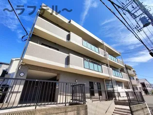 ラ・リーヴ★【2階】の外観