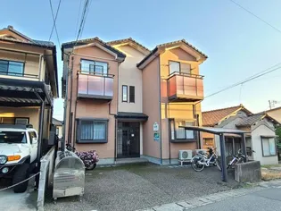 ハリー【1階】の外観