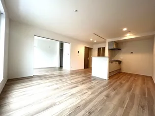 Sharapova s house【2階】の外観