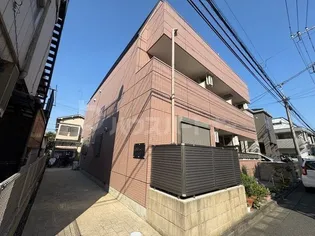 Neue【1階】の外観