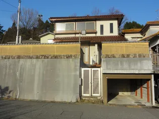 石川県加賀市湖城町1【一戸建】の外観