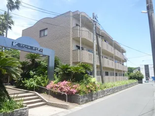 ファームガーデンD棟【3階】の外観