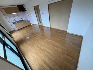 ファームガーデンD棟【3階】の居間