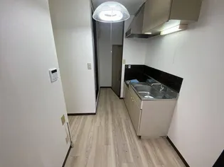 フレグランス76【1階】の内装