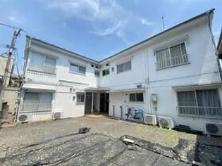 パールピアス【1階】の外観