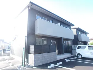 愛媛県新居浜市高津町【アパート】の外観