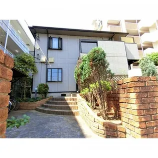 Quatre Saisons【2階】の外観