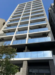 シーズンフラッツ代々木【2階】の外観