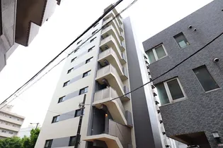 東京都渋谷区富ヶ谷2【マンション】の外観