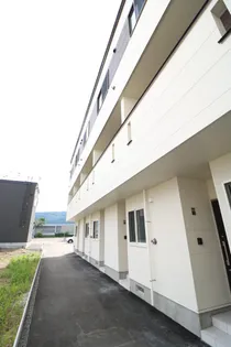 メニーズコート西宮の沢タウンDの画像