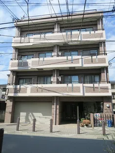 センチュリー恵【3階】の外観