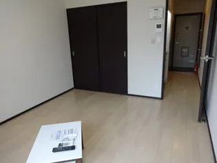 ヴァンヴェール宇栄原【2階】の間取り