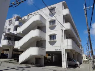 レインボーストーン【2階】の外観