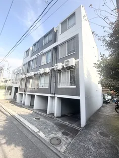 エ-エスホ-ムズIIの外観