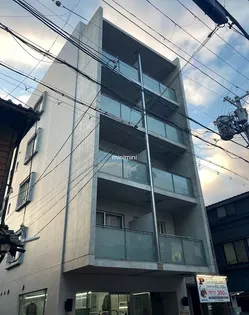 アヴィ四条の画像